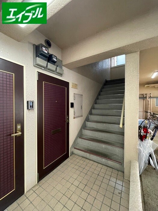 ｺｽﾓ川名の物件外観写真