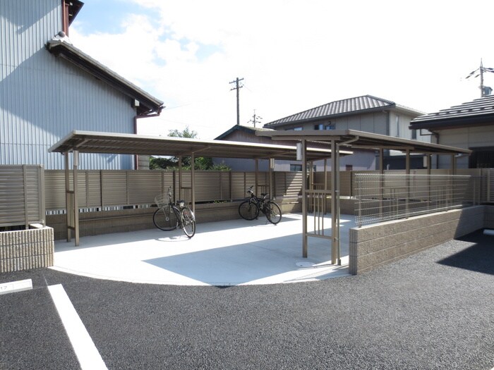 メゾン　アネストの物件外観写真