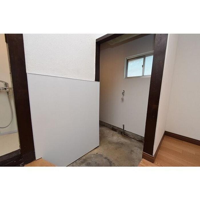 遠島鳥居先貸家の物件内観写真