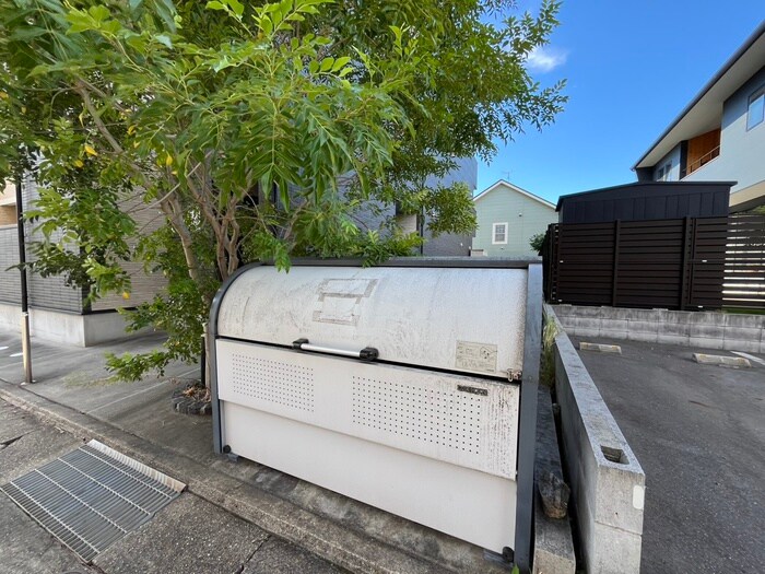 Monstera 野並の物件外観写真