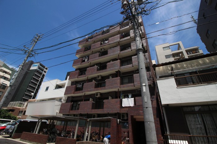 レスカール千代田の物件外観写真