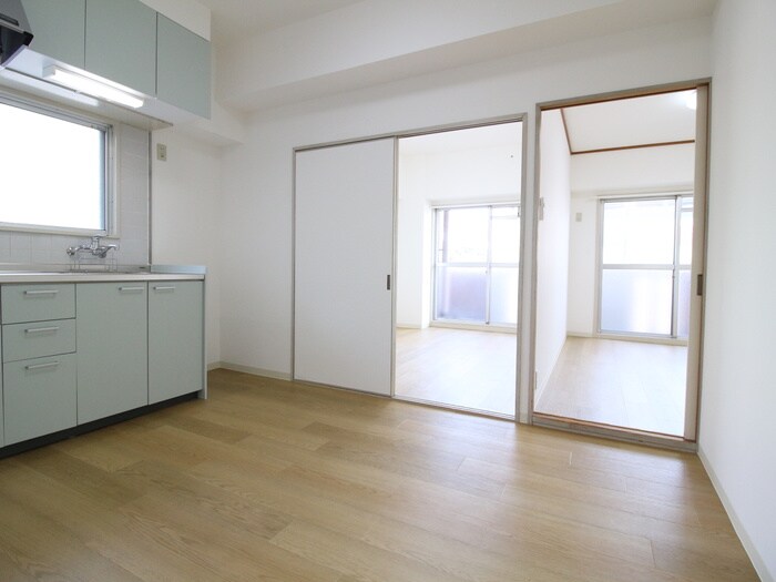 レスカール白金の物件内観写真