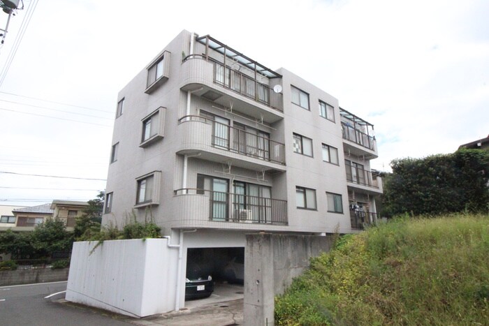 ノヴァ藤が丘東の物件外観写真