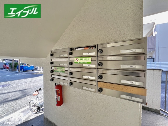 コーポラス新瑞の物件外観写真