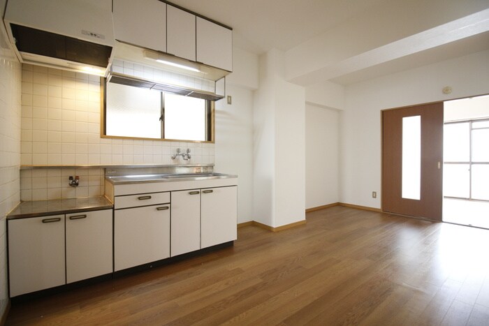 コーポラス新瑞の物件内観写真