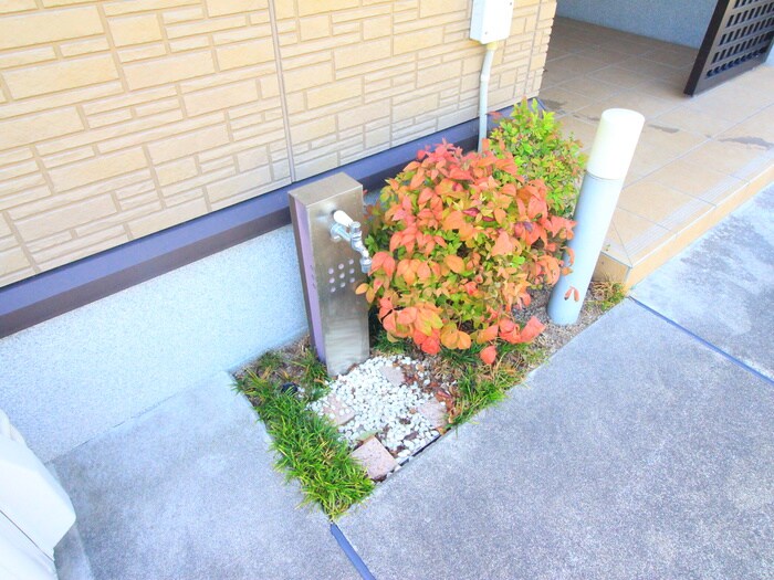 クータウンの物件外観写真