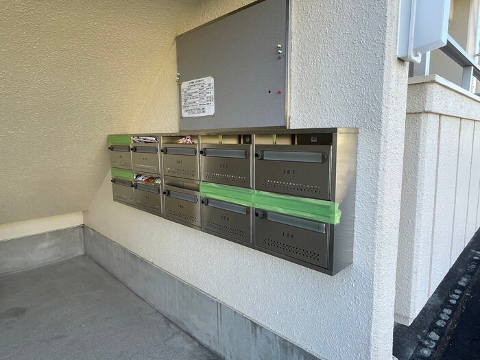 高重ビルの物件外観写真