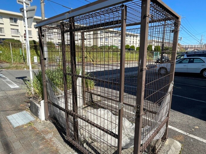 高重ビルの物件外観写真