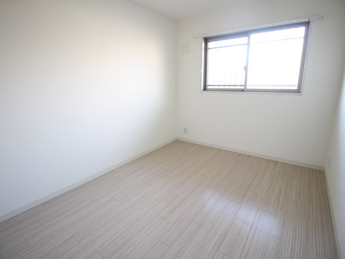 ルペルティア植田の物件内観写真