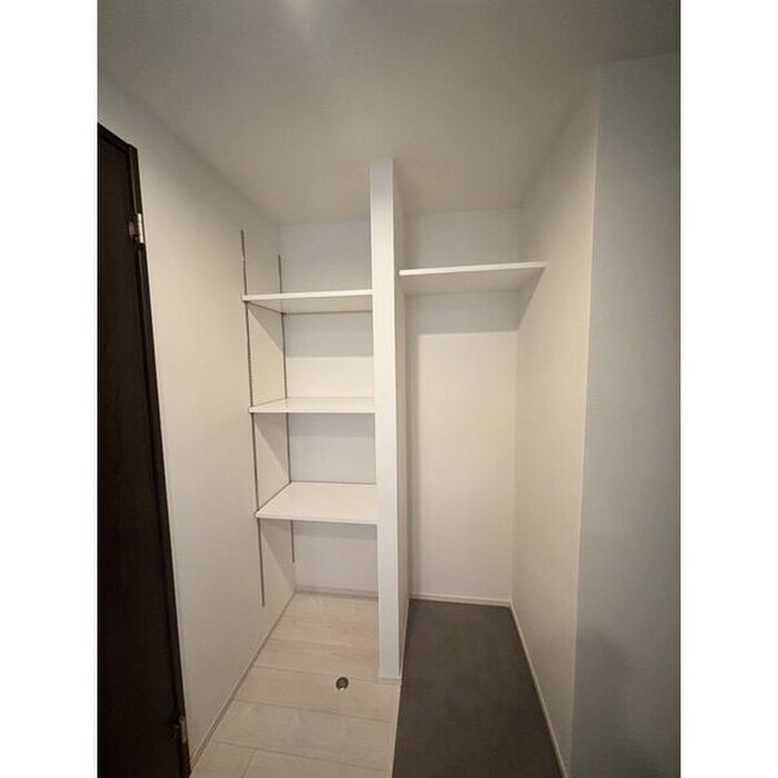 SK　Residence　Nagoyaの物件内観写真