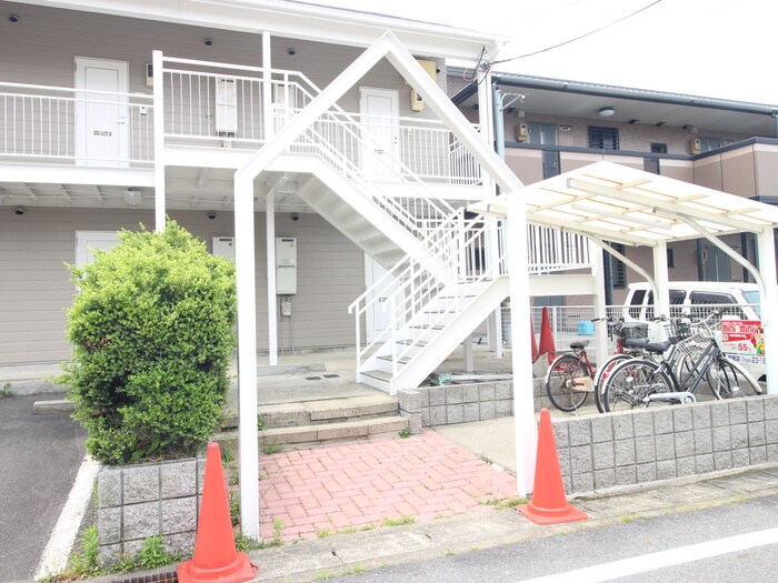 シーズンコート妙興寺の物件外観写真