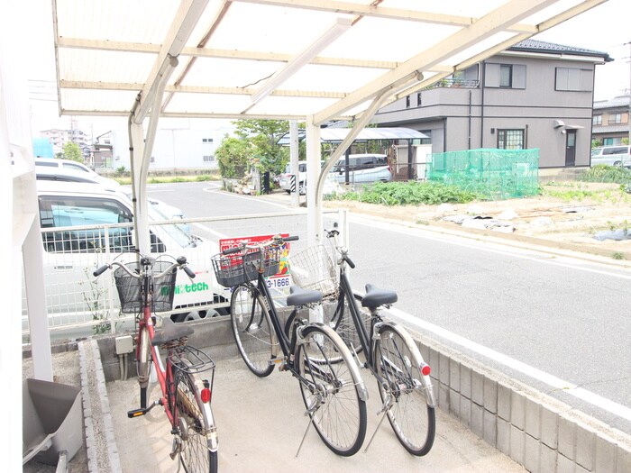 シーズンコート妙興寺の物件外観写真