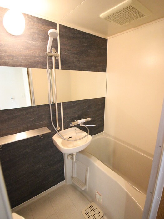 シーズンコート妙興寺の物件内観写真