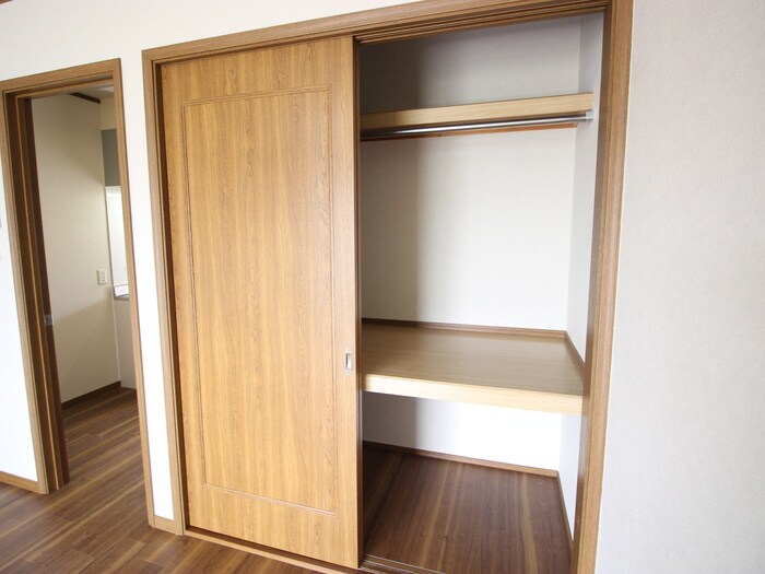 シーズンコート妙興寺の物件内観写真