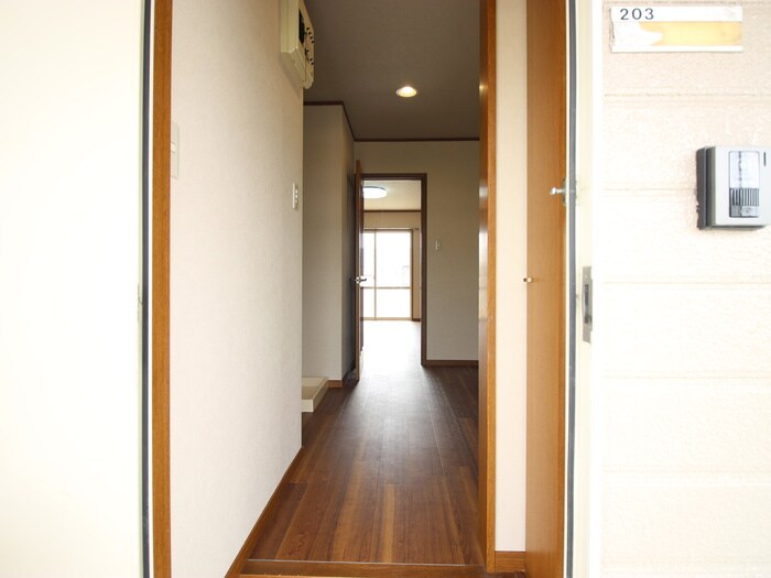 シーズンコート妙興寺の物件内観写真