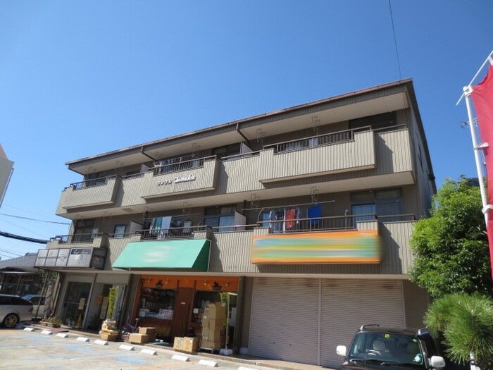 ランブル　TANAKAの物件外観写真