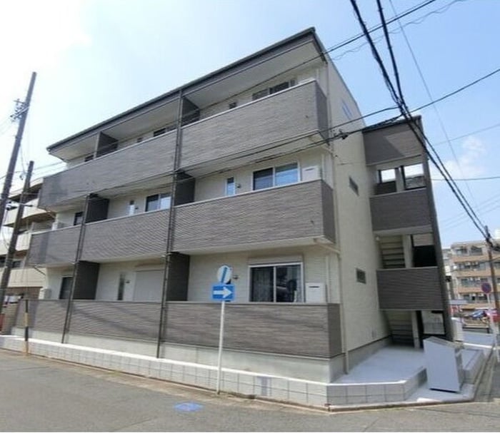 FAMILY　STAGE　高畑Ⅰの物件外観写真