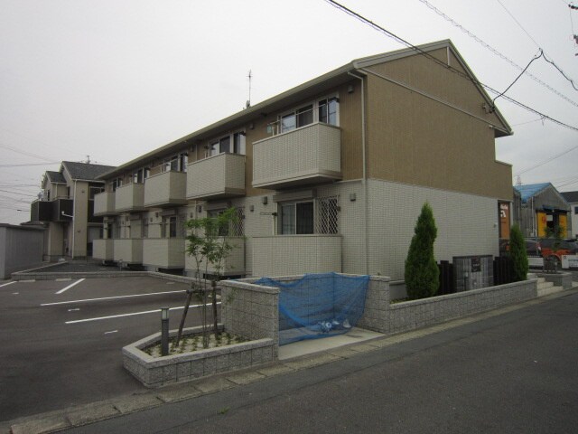 クレヴィアの物件外観写真