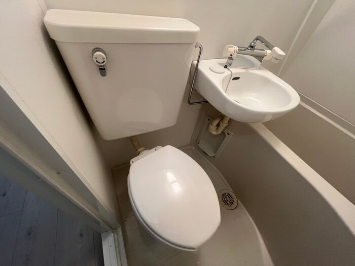 キャピタル上前津の物件内観写真