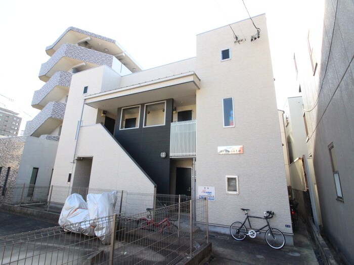 ヴェリテール本陣の物件外観写真