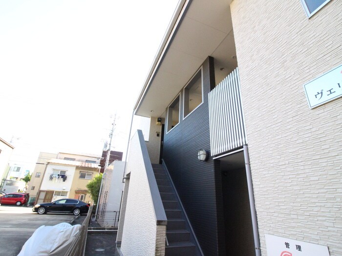 ヴェリテール本陣の物件外観写真