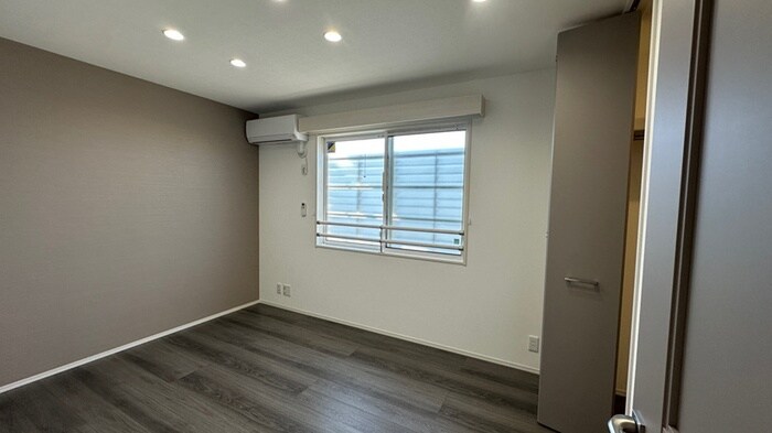 セレスティア森末町の物件内観写真