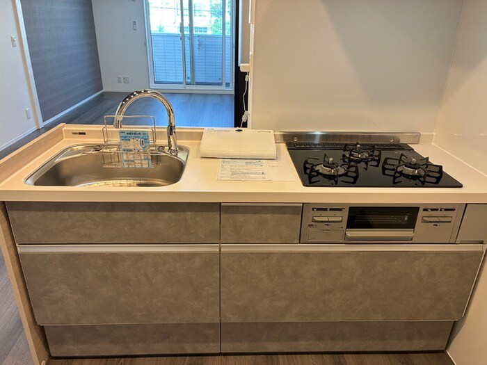 セレスティア森末町の物件内観写真