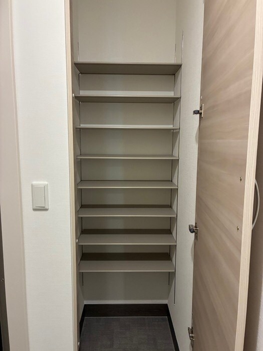 セレスティア森末町の物件内観写真