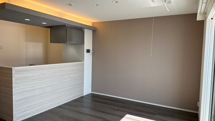 セレスティア森末町の物件内観写真