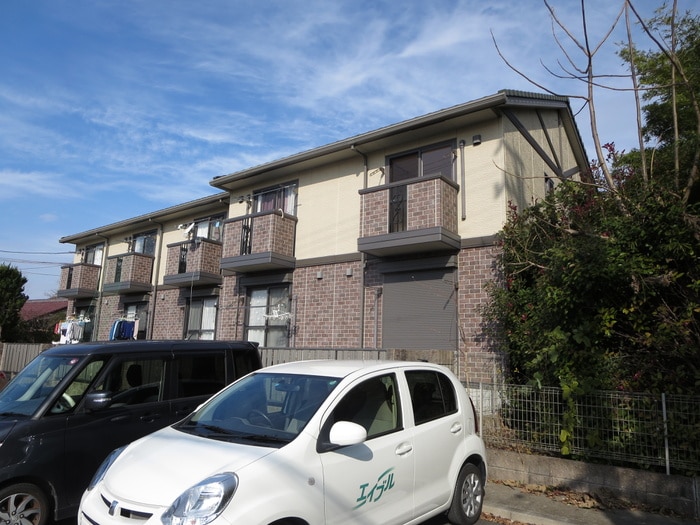 グランドシャトー長久手の物件外観写真