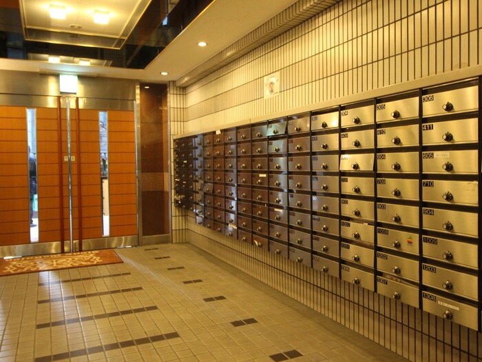 ﾗｲｵﾝｽﾞﾏﾝｼｮﾝ丸の内第5(1303)の物件外観写真