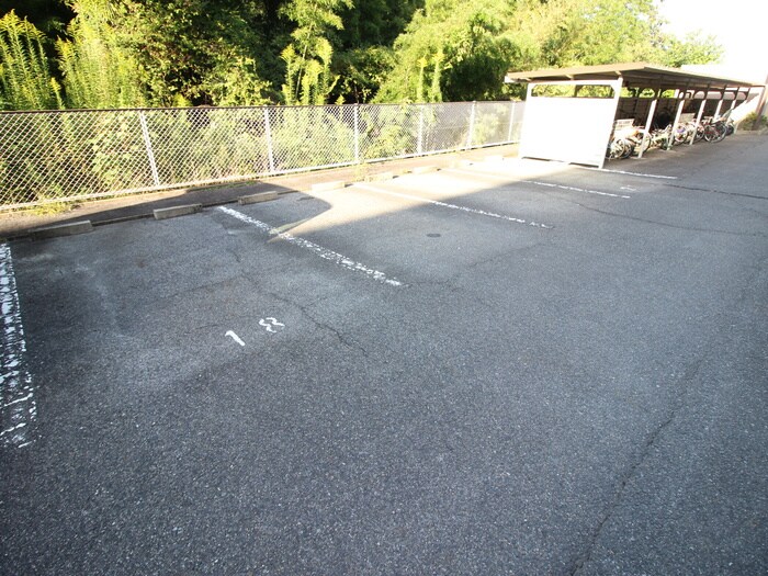 ア・レーズ平子の物件外観写真