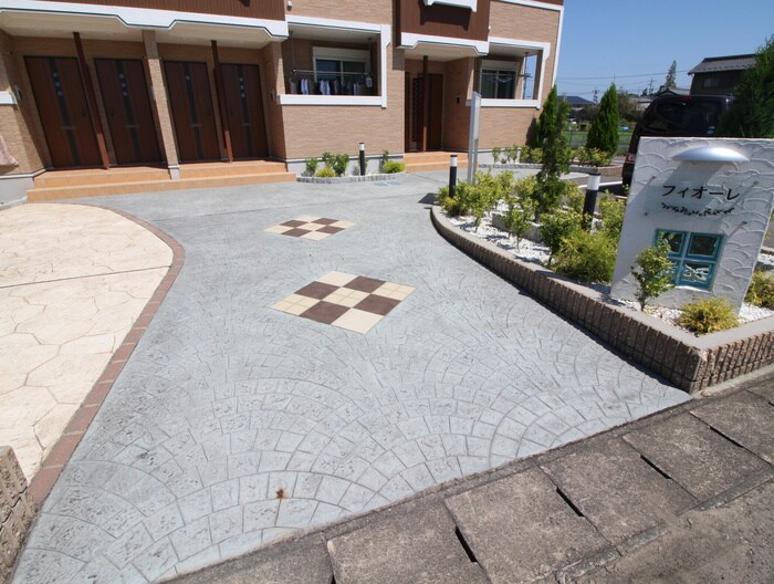 フィオーレの物件外観写真