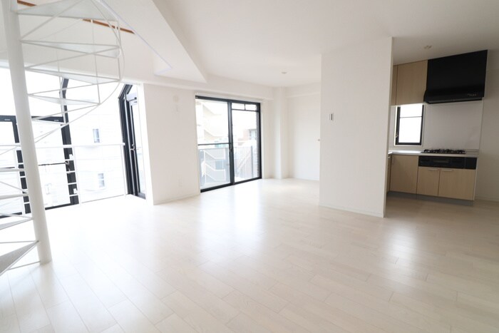 ローズガーデン楠元の物件内観写真