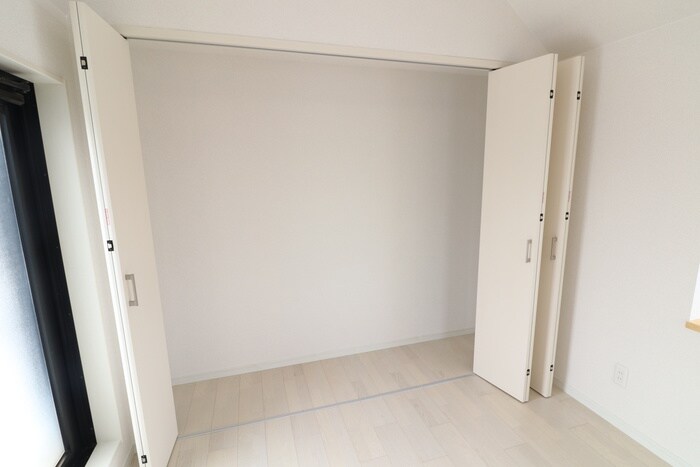 ローズガーデン楠元の物件内観写真