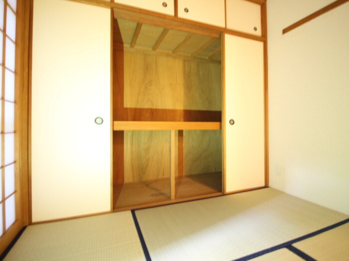 ラウムズ虹ヶ丘の物件内観写真