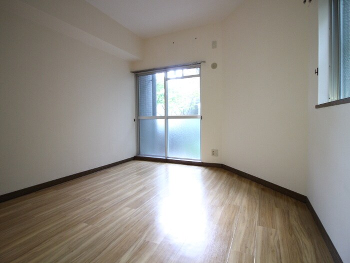 ラウムズ虹ヶ丘の物件内観写真