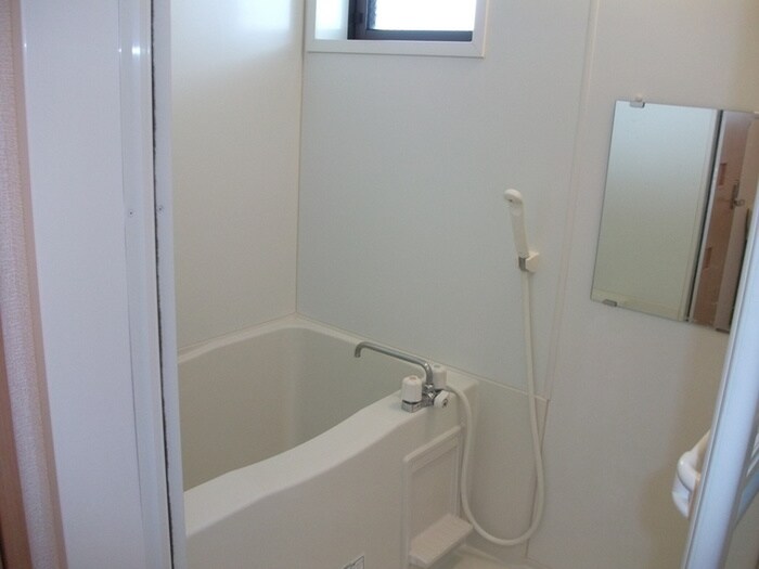 ヴォラ－レⅠの物件内観写真