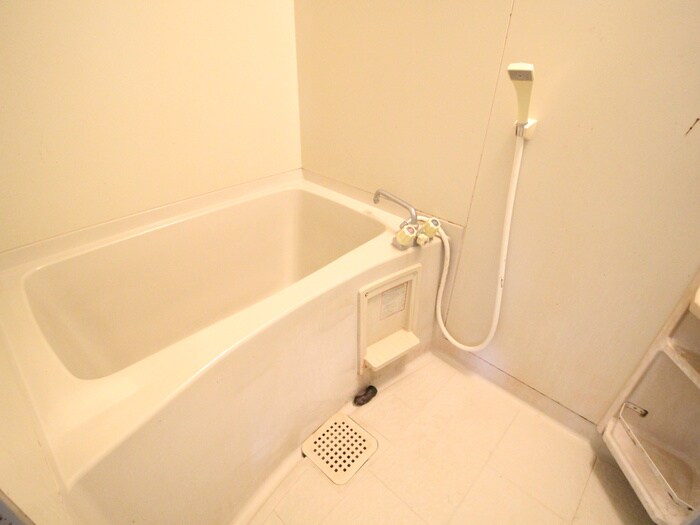 ラ・ジョ－ヌの物件内観写真