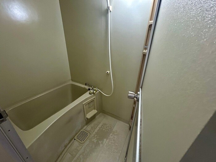 ラ・ジョ－ヌの物件内観写真