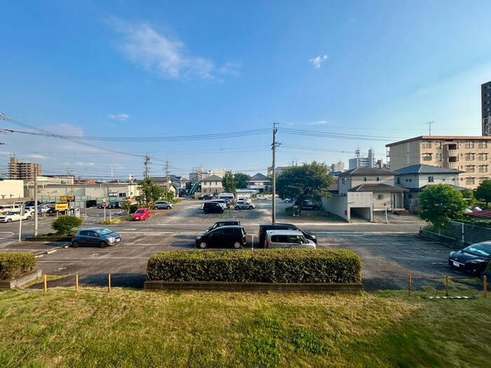 ラ・ジョ－ヌの物件内観写真