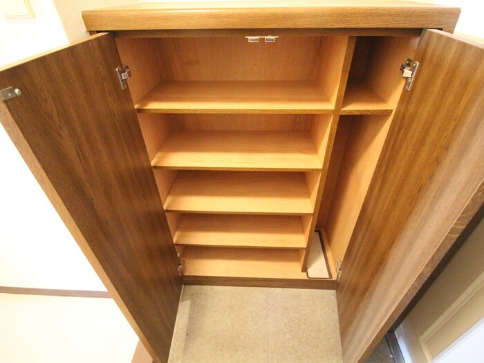 ラ・ジョ－ヌの物件内観写真