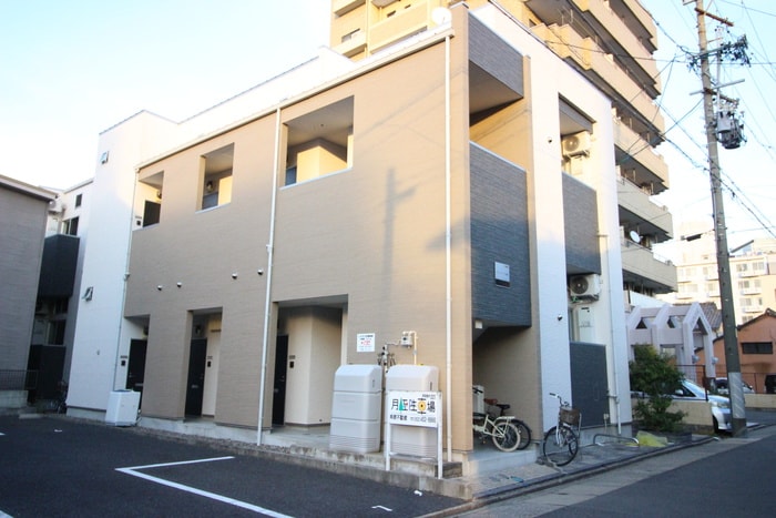 アストリア名駅の物件外観写真