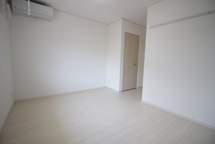 ポートパレス東海通の物件内観写真