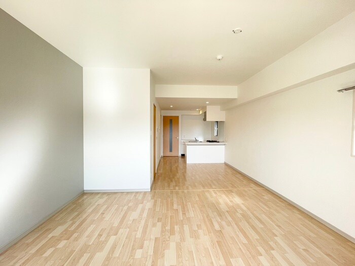 スレンダウェルステージの物件内観写真