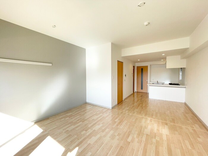スレンダウェルステージの物件内観写真