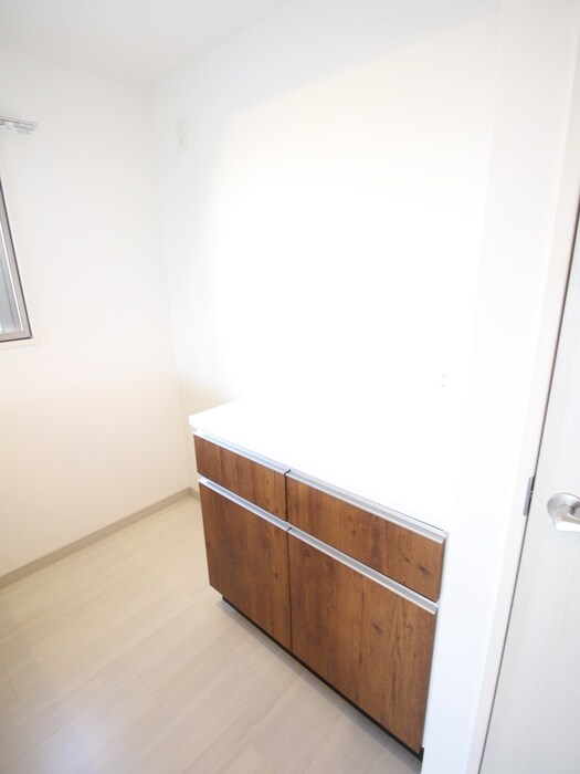 スレンダウェルステージの物件内観写真