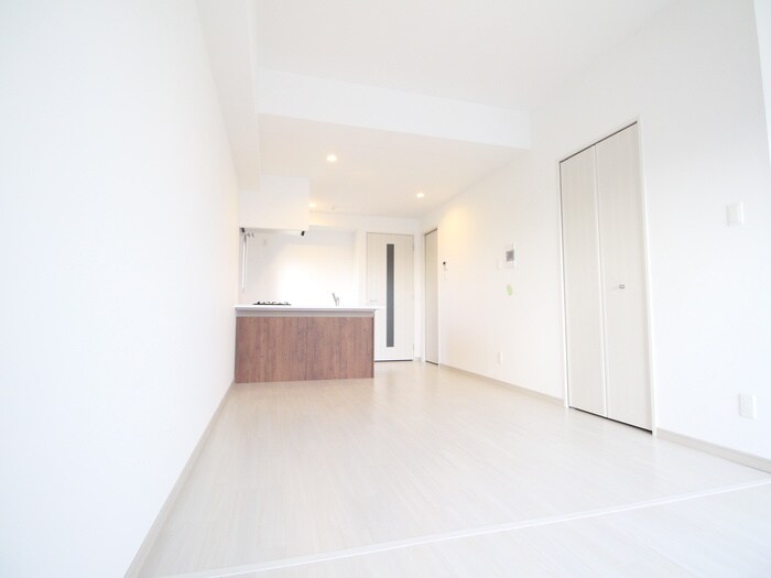 スレンダウェルステージの物件内観写真