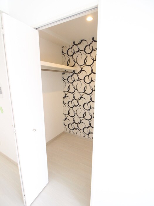 スレンダウェルステージの物件内観写真