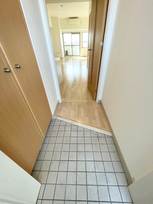 スレンダウェルステージの物件内観写真